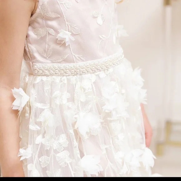 Chantilly Place floral embroidered Ivory girls dress is available for  purchase on au PAY Market - Imported Goods Online Store Co.Ltd. | au PAY  Market - Online Shopping Site